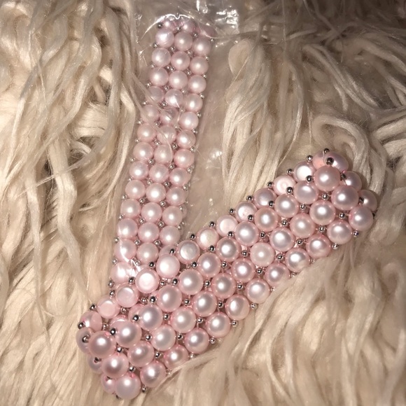 ✨✨NEW PINK FRESH WATER PEARL BRACELET! - Picture 1 of 5